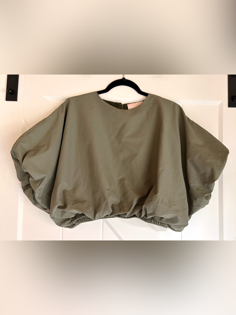 Us Together Olive Bubble Sleeve Cropped Top L